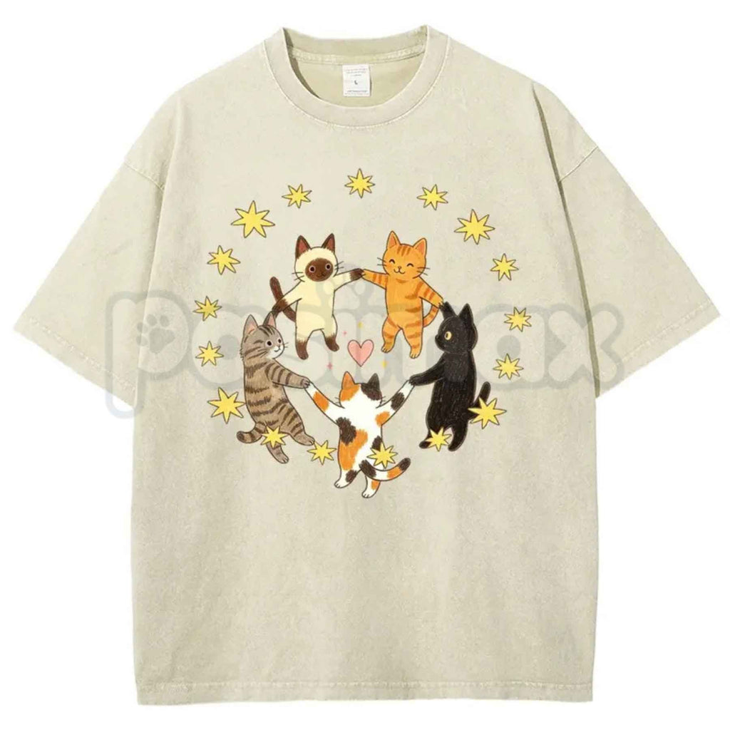 D Luxe- Five Holding Hands Circle Cats T-Shirt